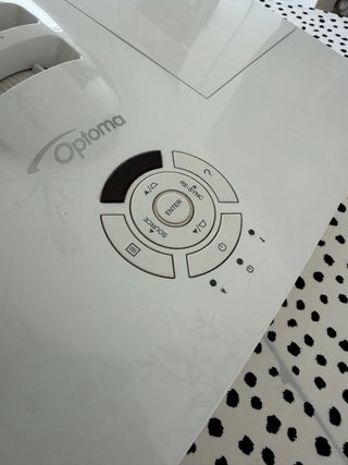 Proyector Optoma HD27 resolución Full HD 1080p 3D