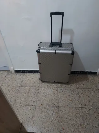 Maletín maquillaje con espejo y luces