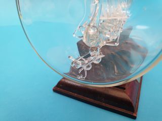 bottiglia con veliero in cristallo. ***DIFETTO***