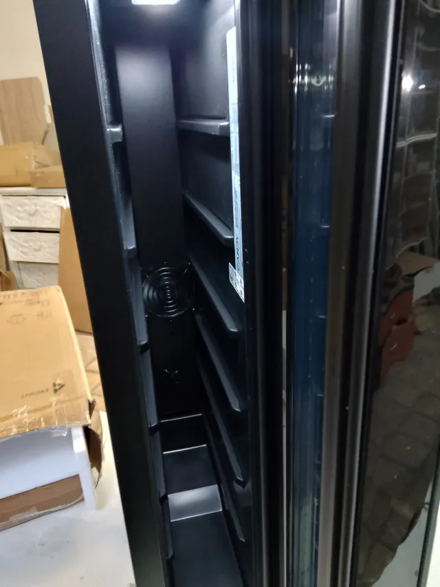 Vinoteca Candy DiVino CCVB 15/1 Negra