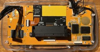 SEGA Game Gear Custom con IPS