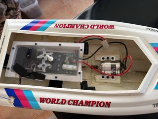Barco RC Kyosho Viper 640mm