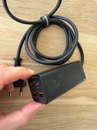 Baseus Cargador USB-C PD GAN III 100W 4 Puertos