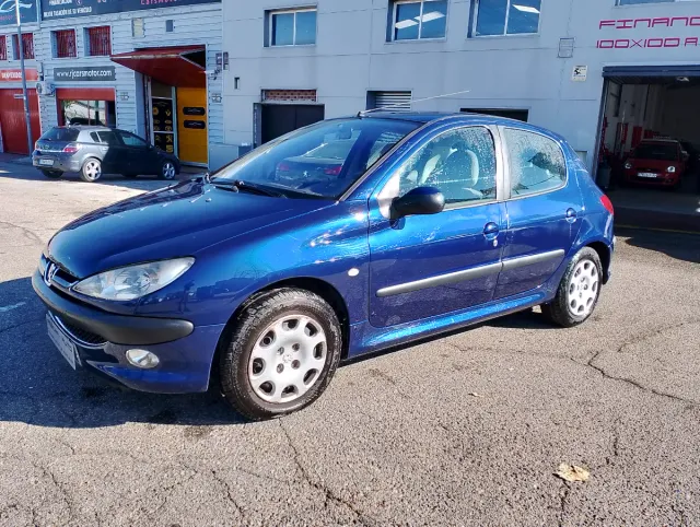 Peugeot 206 2004