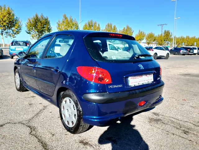 Peugeot 206 2004