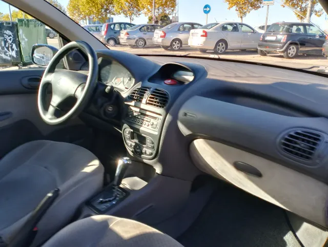 Peugeot 206 2004