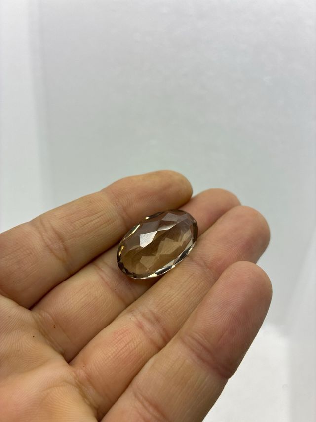 Gema di Quarzo Fumé Naturale Ovale
