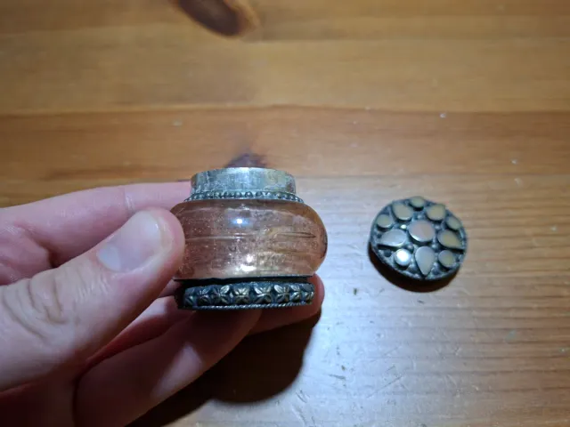 Piccola scatolina vintage per pillole