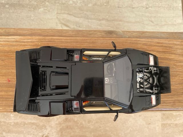 Lamborghini Countach 1/18 Negro