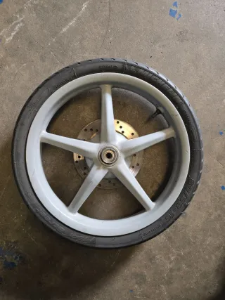 Rueda Delantera Piaggio Liberty 125 usada