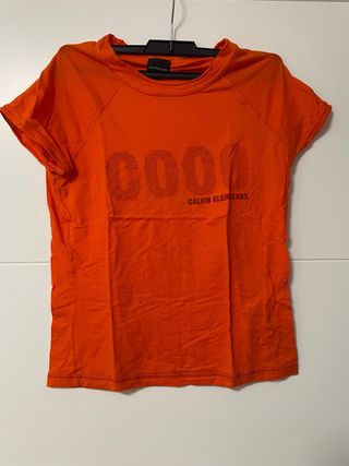 Camiseta Calvin Klein naranja