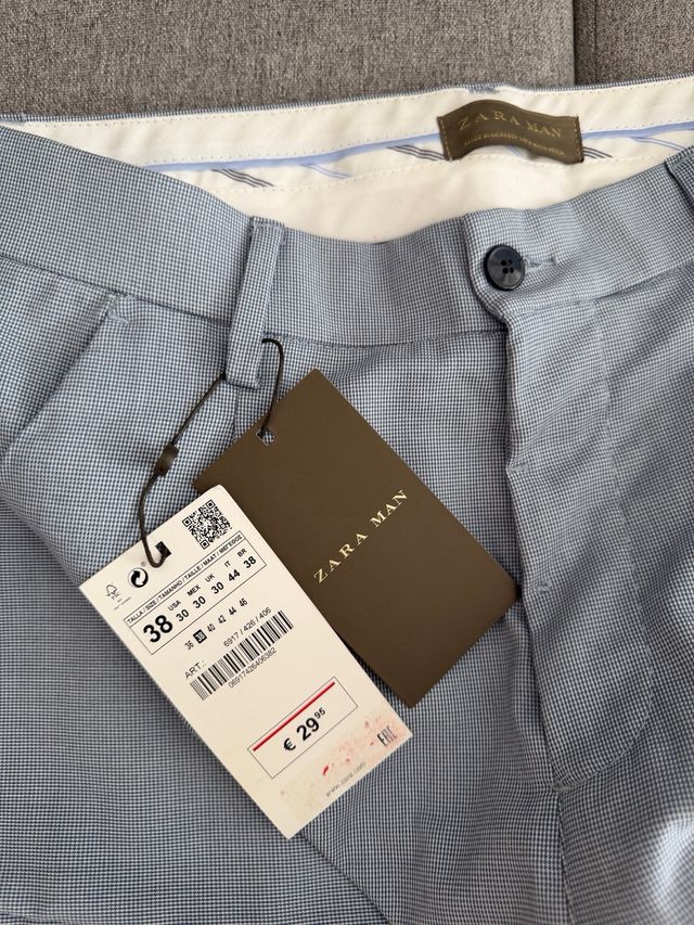 Pantalón de vestir hombre. Marca Zara Talla 38