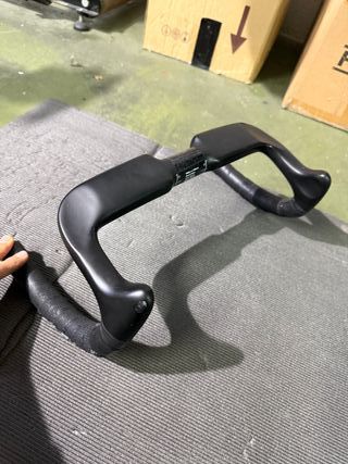 Manillar carbono pista