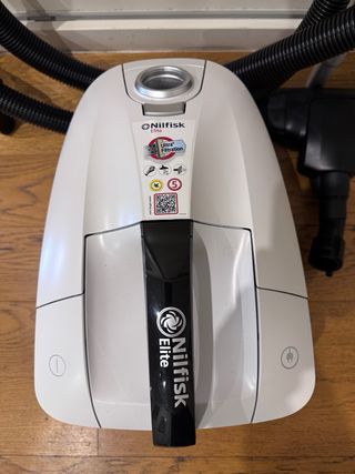 Aspiradora Nilfisk Elite - Nueva