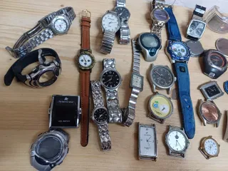 LOTE RELOJES PARA PIEZAS