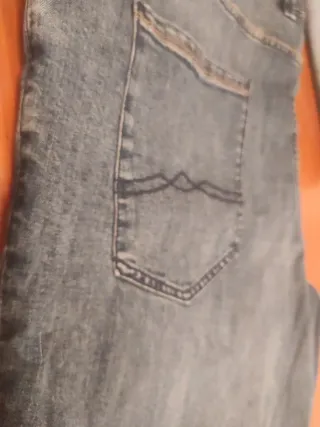 Pantalón vaquero azul