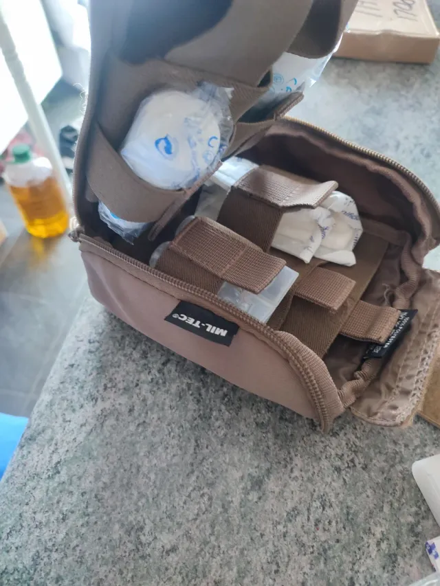 Kit IFAK MIL-TEC Molle Tattico