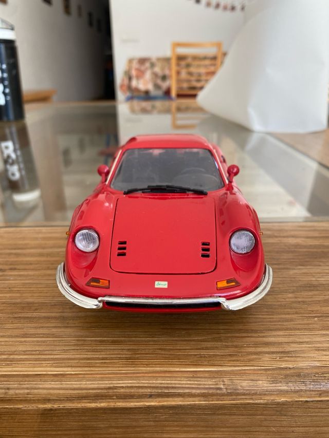 Ferrari Dino 1/18