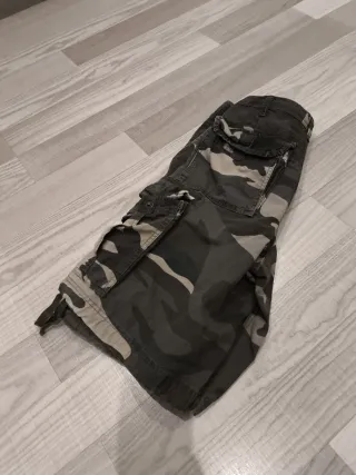 Pantalón corto camuflaje militar