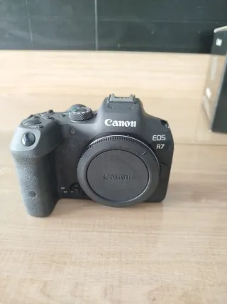 Canon EOS R7 Cámara Mirrorless