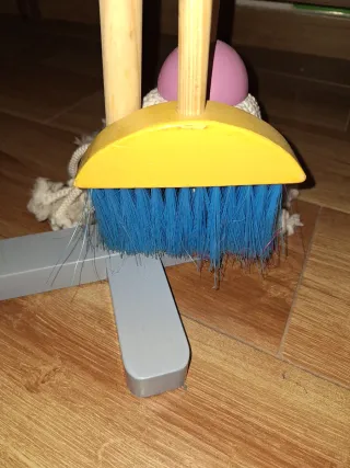 Juego de limpieza infantil de madera