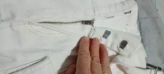 Falda  vaquera Bershka blanca cargo