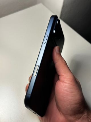 iPhone 17 Pro Max eSIM