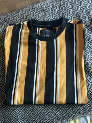 Sudadera Bershka rayas negra y amarilla