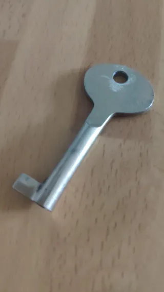 Llaves para máquina de coser antigua