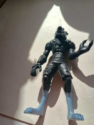 Figura Hombre Lobo Marvel