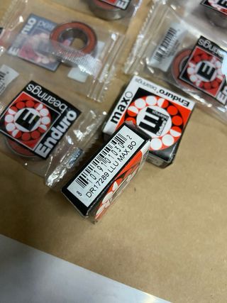 Dropout e Kit Rolamentos Commençal DH V4