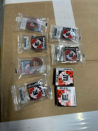 Dropout e Kit Rolamentos Commençal DH V4