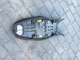 Asiento Shad Suzuki Gladius Confort