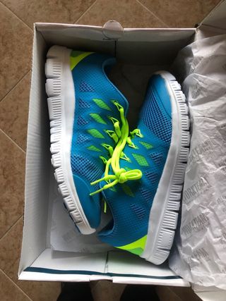 Zapatillas deportivas WORKTEAM azules y verdes