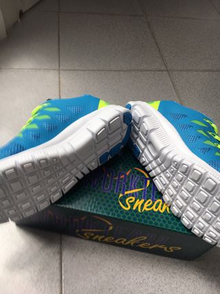 Zapatillas deportivas WORKTEAM azules y verdes