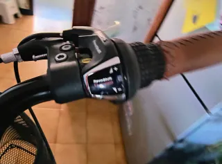 Bicicleta Moma City Classic Blanca