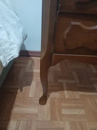 Comodino in legno e marmo