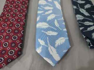 Corbatas nuevas a estrenar – colores modernos