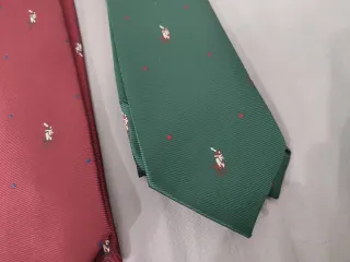 Corbatas nuevas a estrenar – colores modernos