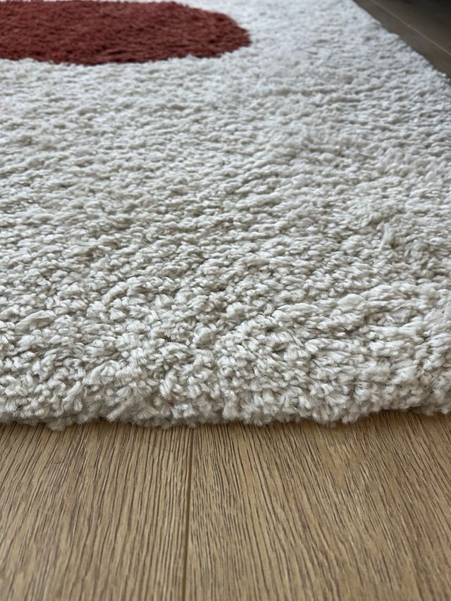 Alfombra Louise Crema/Rosa Pelo Largo