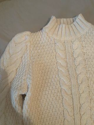 Jersey Mango punto trenzado cuello alto talla s mi