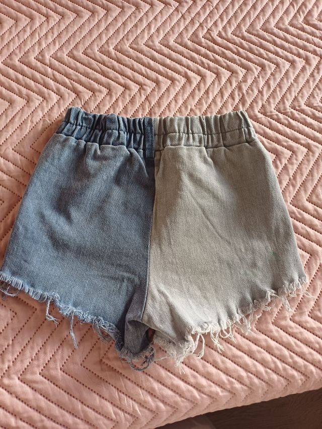 Pantalón corto niña dos colores