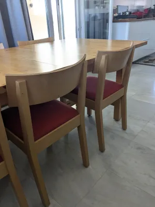 Mesa comedor extensible de madera