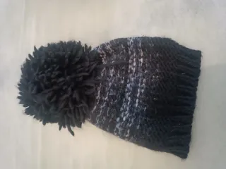 Gorro y cuello tejido