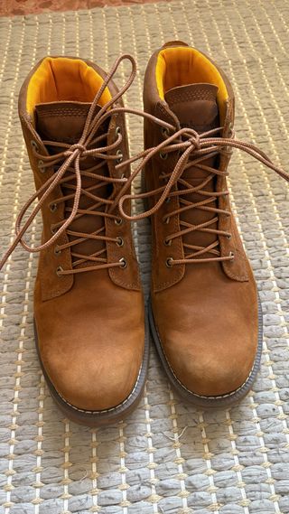 Botas Timberland Marrones nuevas 2 usos