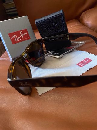 Ray-Ban RB4105 Wayfarer Pieghevoli