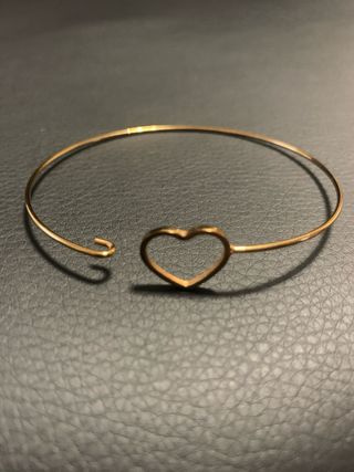 Set 4 cavigliere dorate con perle + collane ecc.