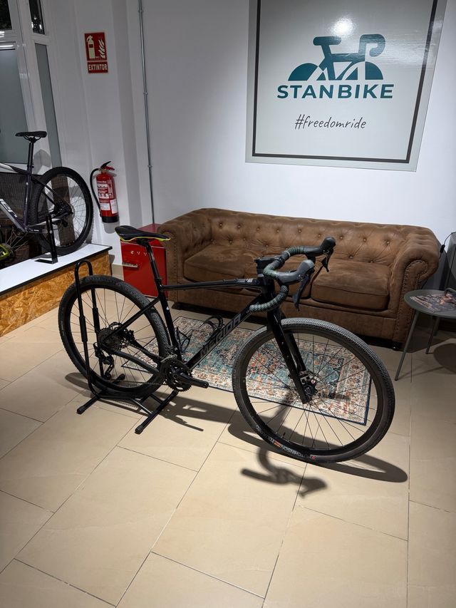 Gravel Merida Talla M GRX