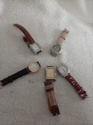 LOTE LIQUIDACIÓN n°8 -Relojes-