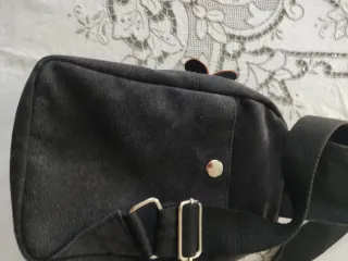 Borsello unisex con tasche